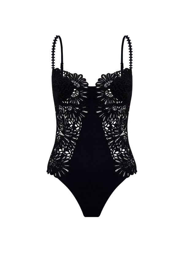 MAIO RECORTE COSTAS PEDRA