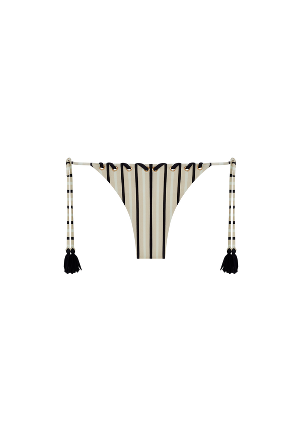 CALCINHA COM LACOS CALOR