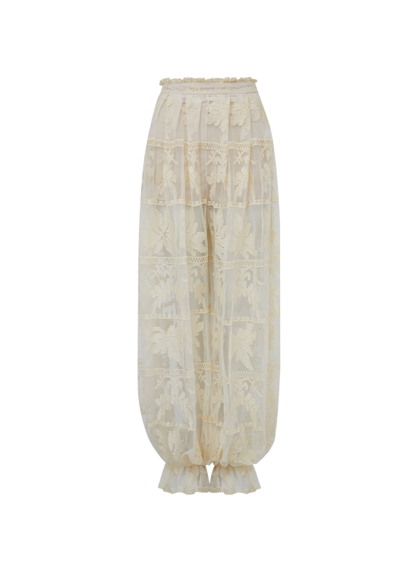 CALCA  ABAULADA  NEBLINA