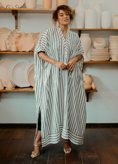 Modelo vestindo roupa