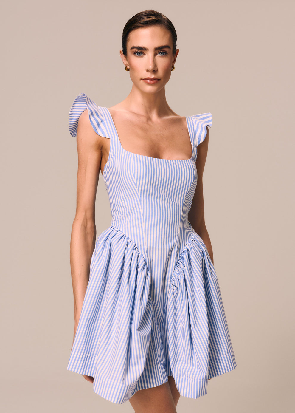 VESTIDO CURTO BASQUE RINATA