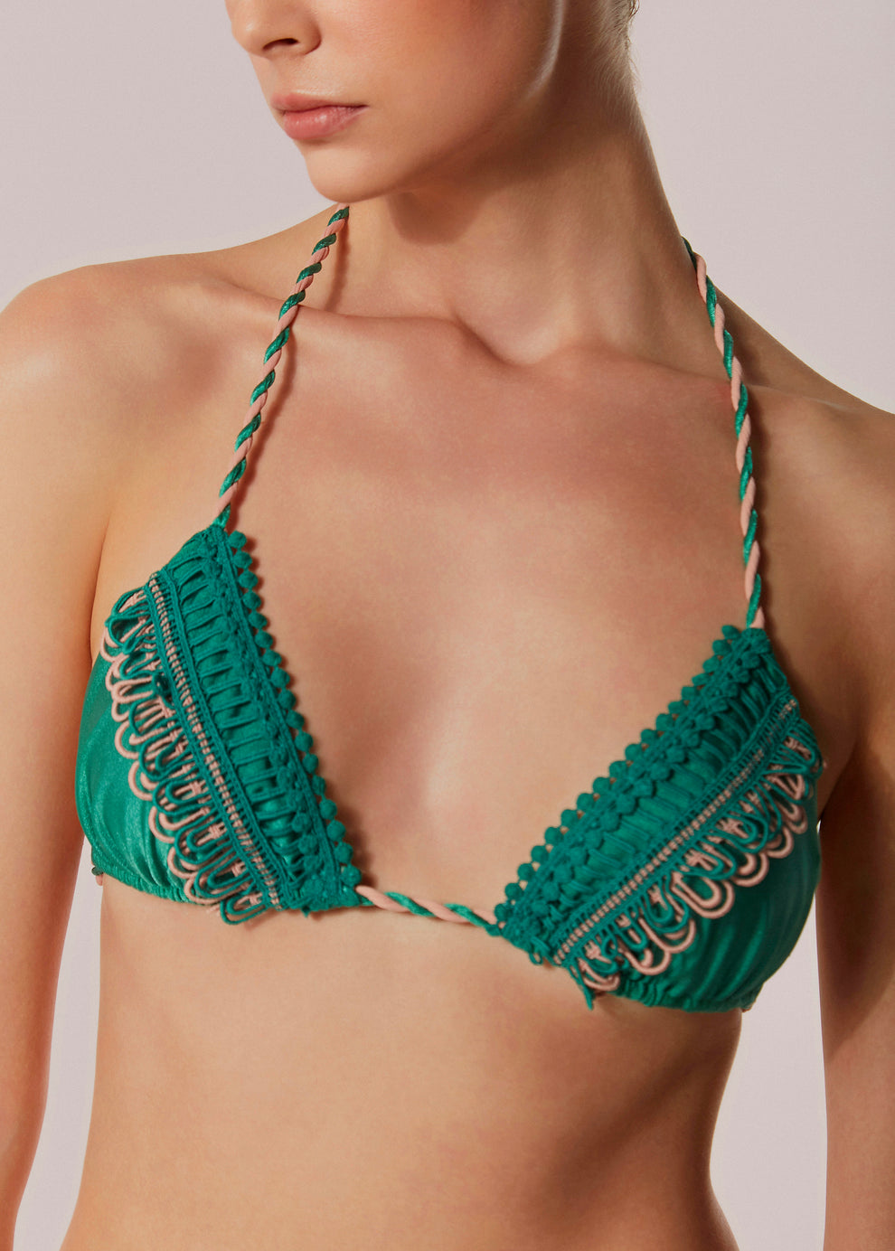 VERDE ESMERALDA