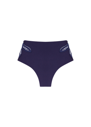 HOT PANTS LEAVES