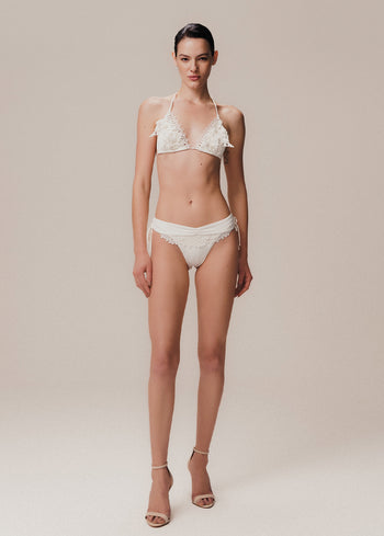 PANTIES WITH EMBROIDERED BOWS