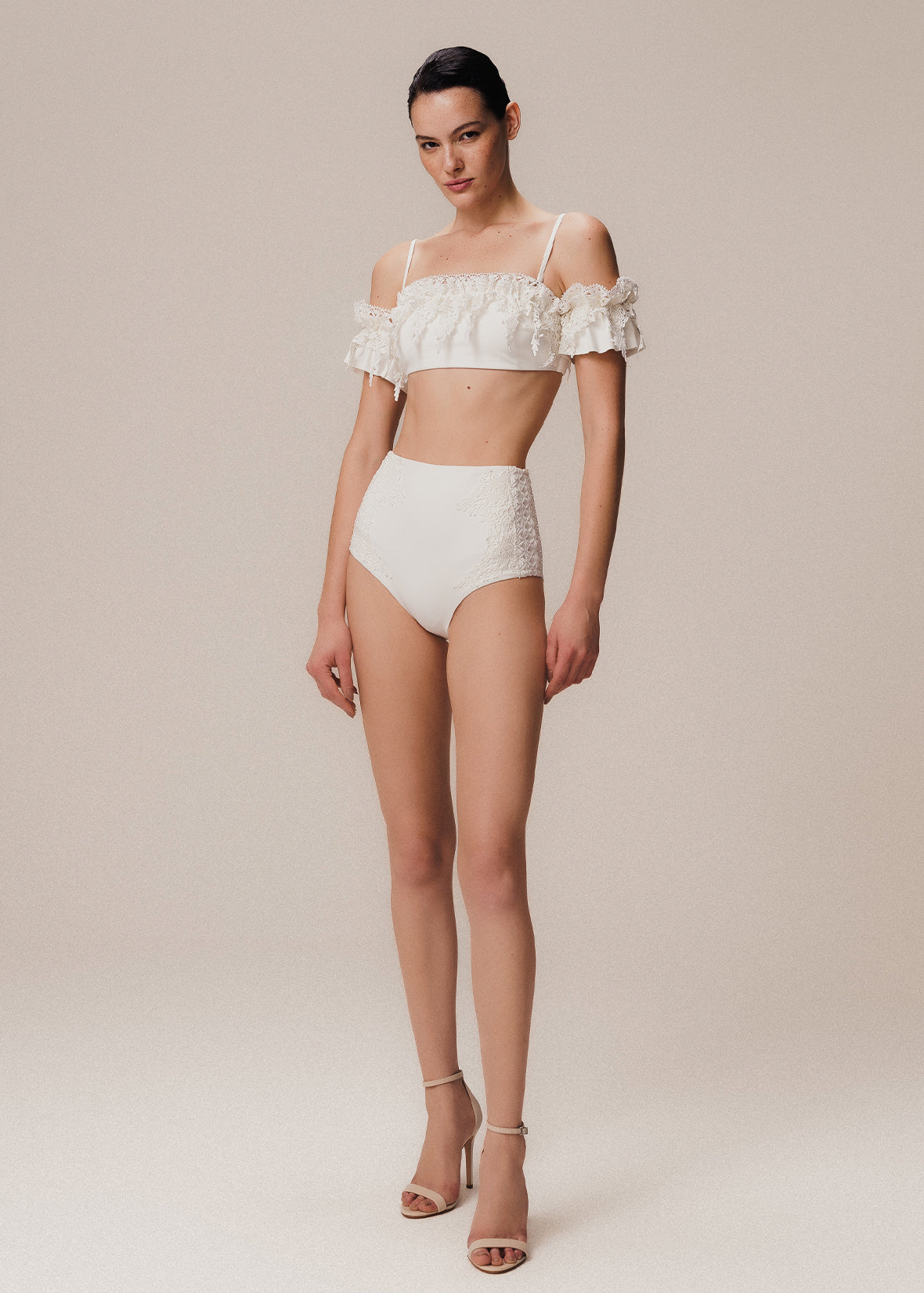 OFF WHITE