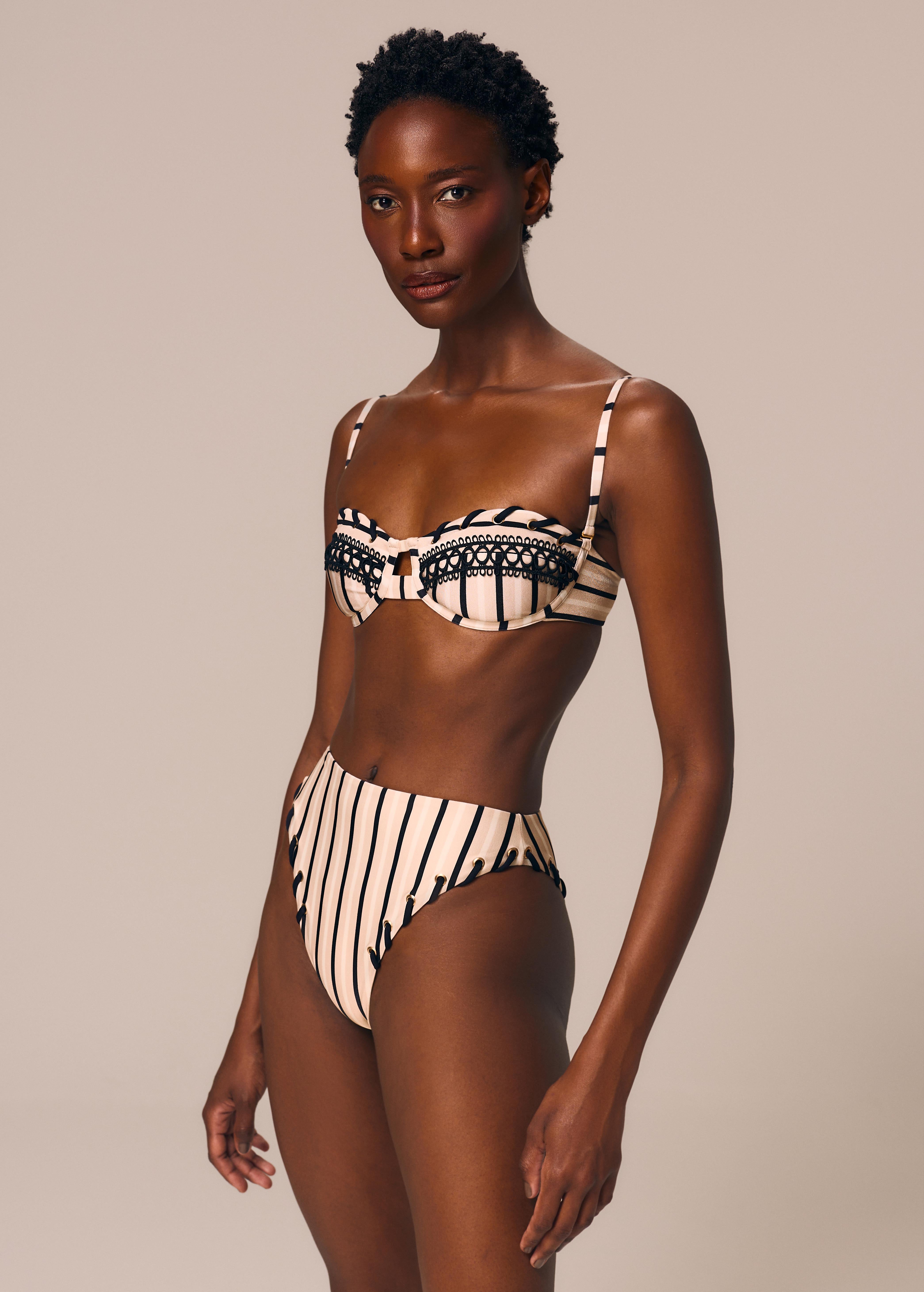 gypsohila Too Hot レギンス　36 Calcinha Hot Pants de Biquíni Asa Delta Calor | LA GEA – La Gea