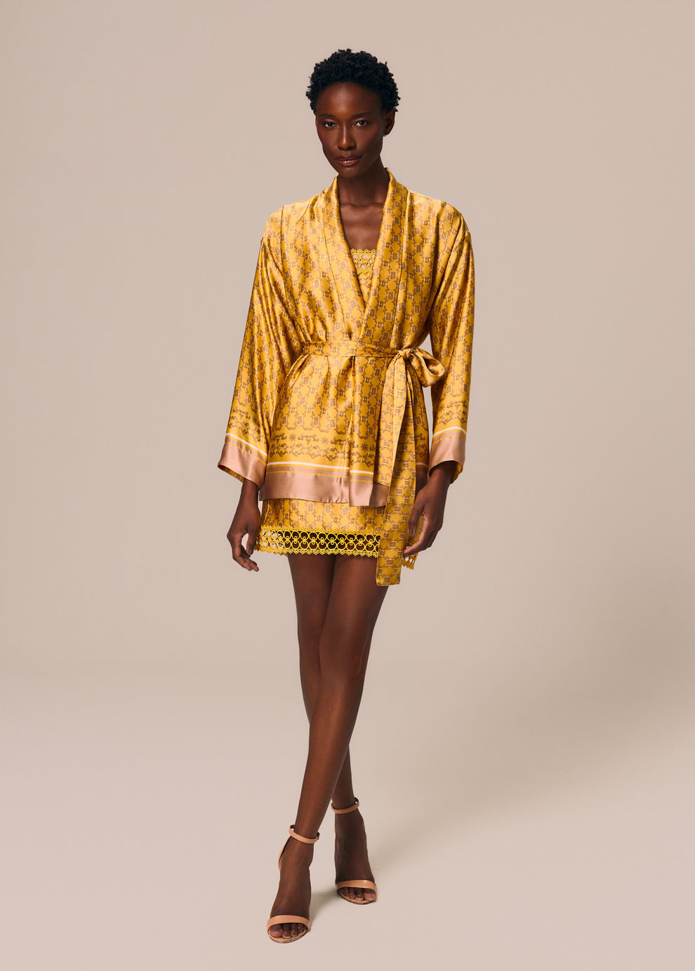 KIMONO CURTO COM FAIXA SOL