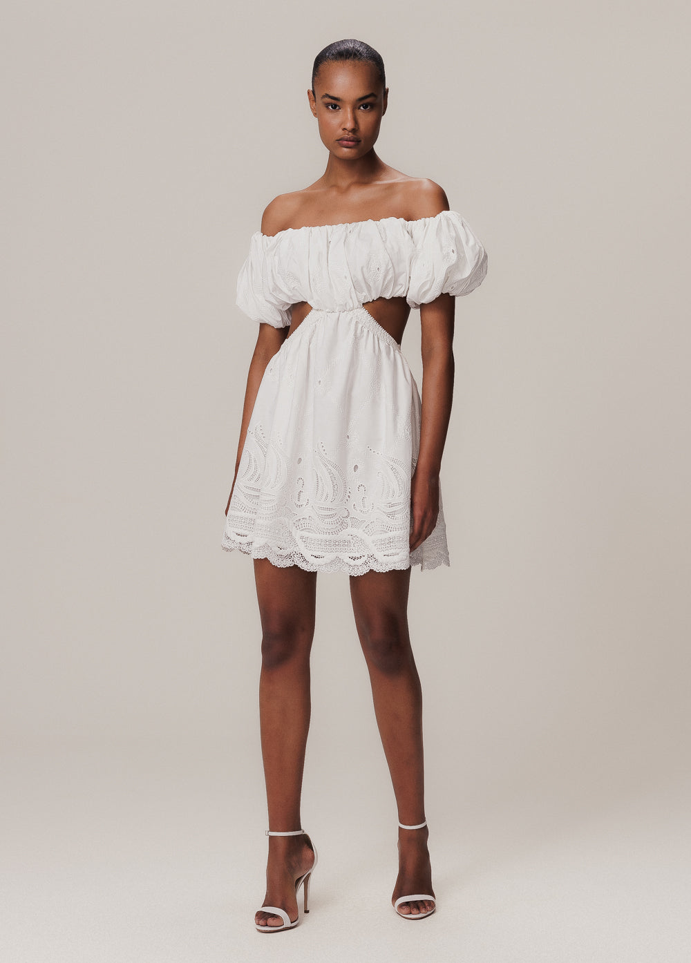 OFF WHITE