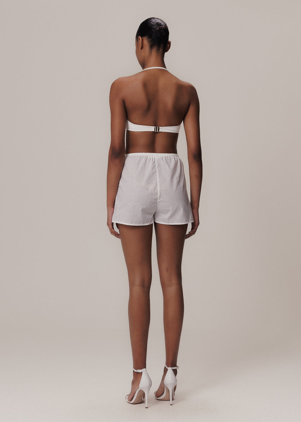 SHORT CURTO BASICO