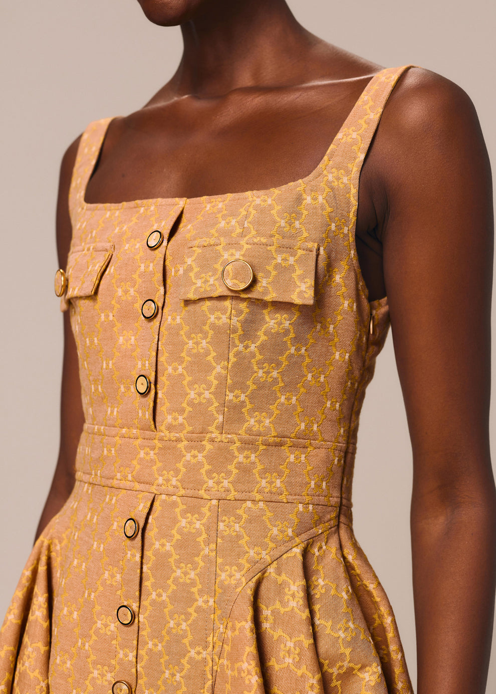VESTIDO CURTO BASQUE INSTANTE